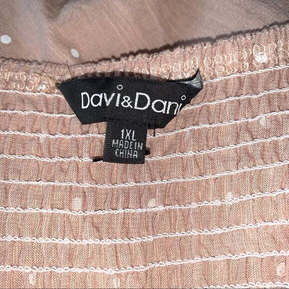 Davi & Dani Happily Ever After Polka Dot Tunic Top Size 1X - Picture 7 of 7